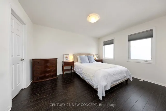 Additional property image - 890 Brassard Circ