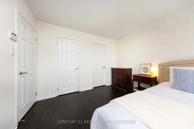 Additional property image - 890 Brassard Circ