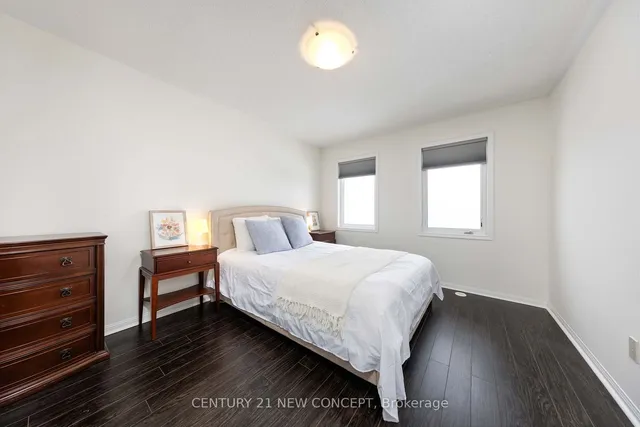 Additional property image - 890 Brassard Circ