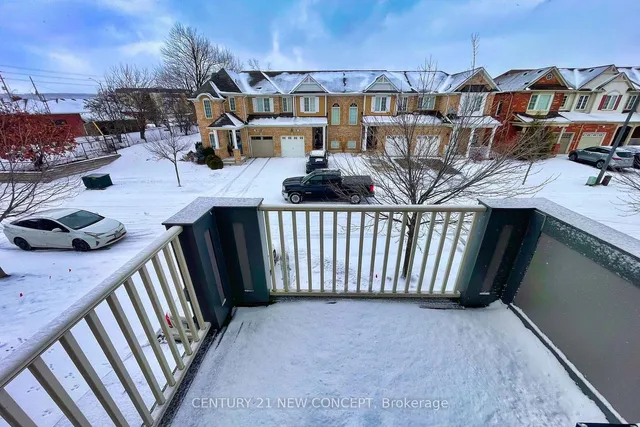 Additional property image - 890 Brassard Circ