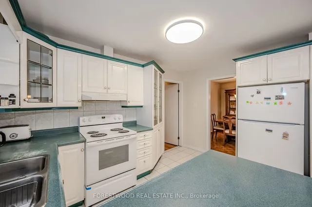 Additional property image - 924 Lovingston Cres