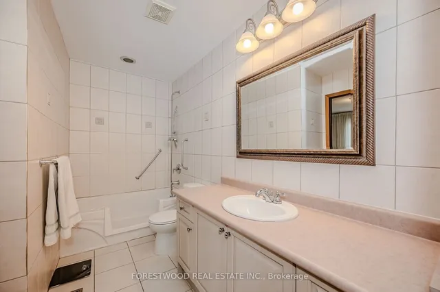 Additional property image - 924 Lovingston Cres