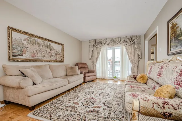 Additional property image - 924 Lovingston Cres