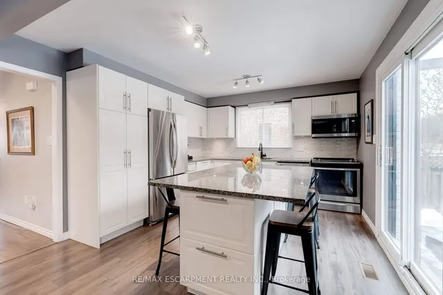 Additional property image - 3436 BRISTOL Dr