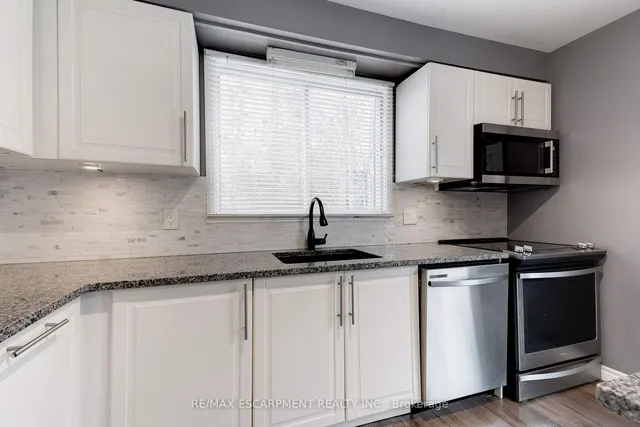 Additional property image - 3436 BRISTOL Dr