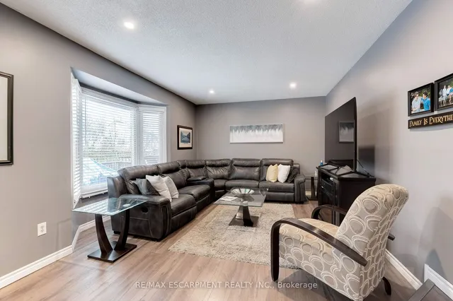 Additional property image - 3436 BRISTOL Dr