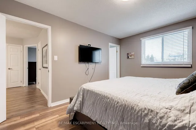 Additional property image - 3436 BRISTOL Dr