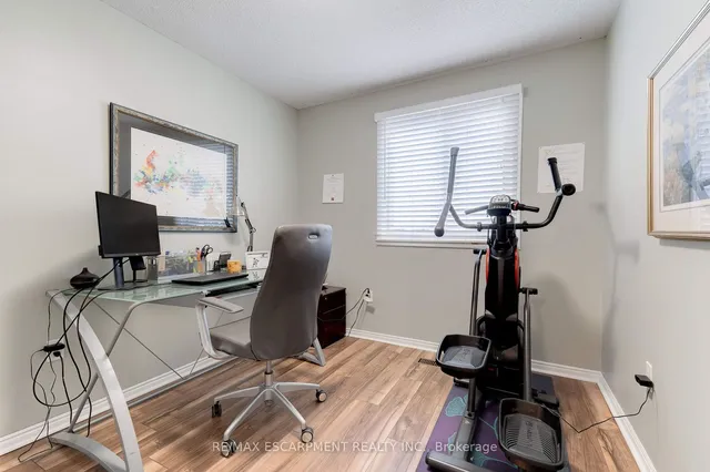 Additional property image - 3436 BRISTOL Dr