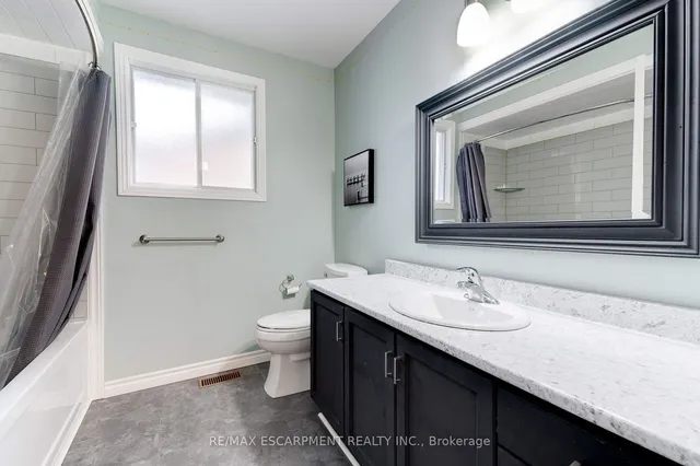 Additional property image - 3436 BRISTOL Dr