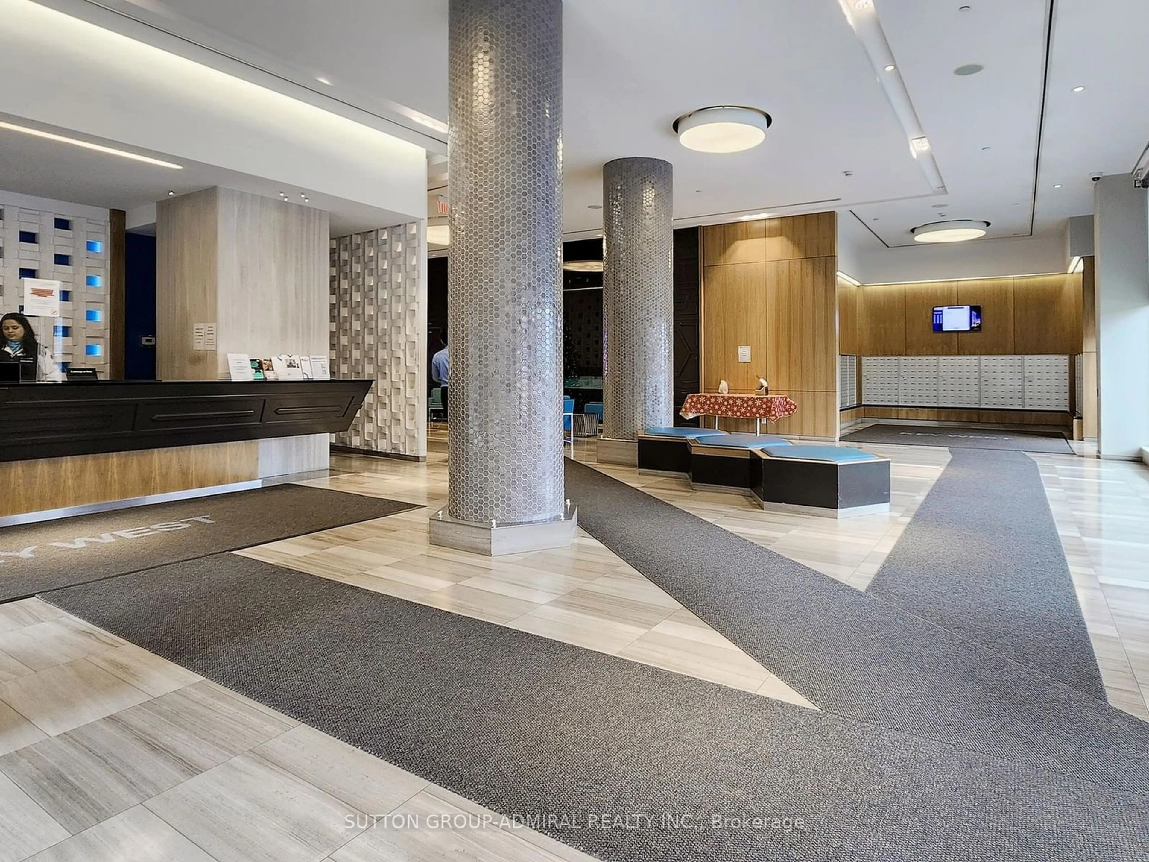 Lobby for 36 Park Lawn Rd #4205, Toronto Ontario M8V 0E5