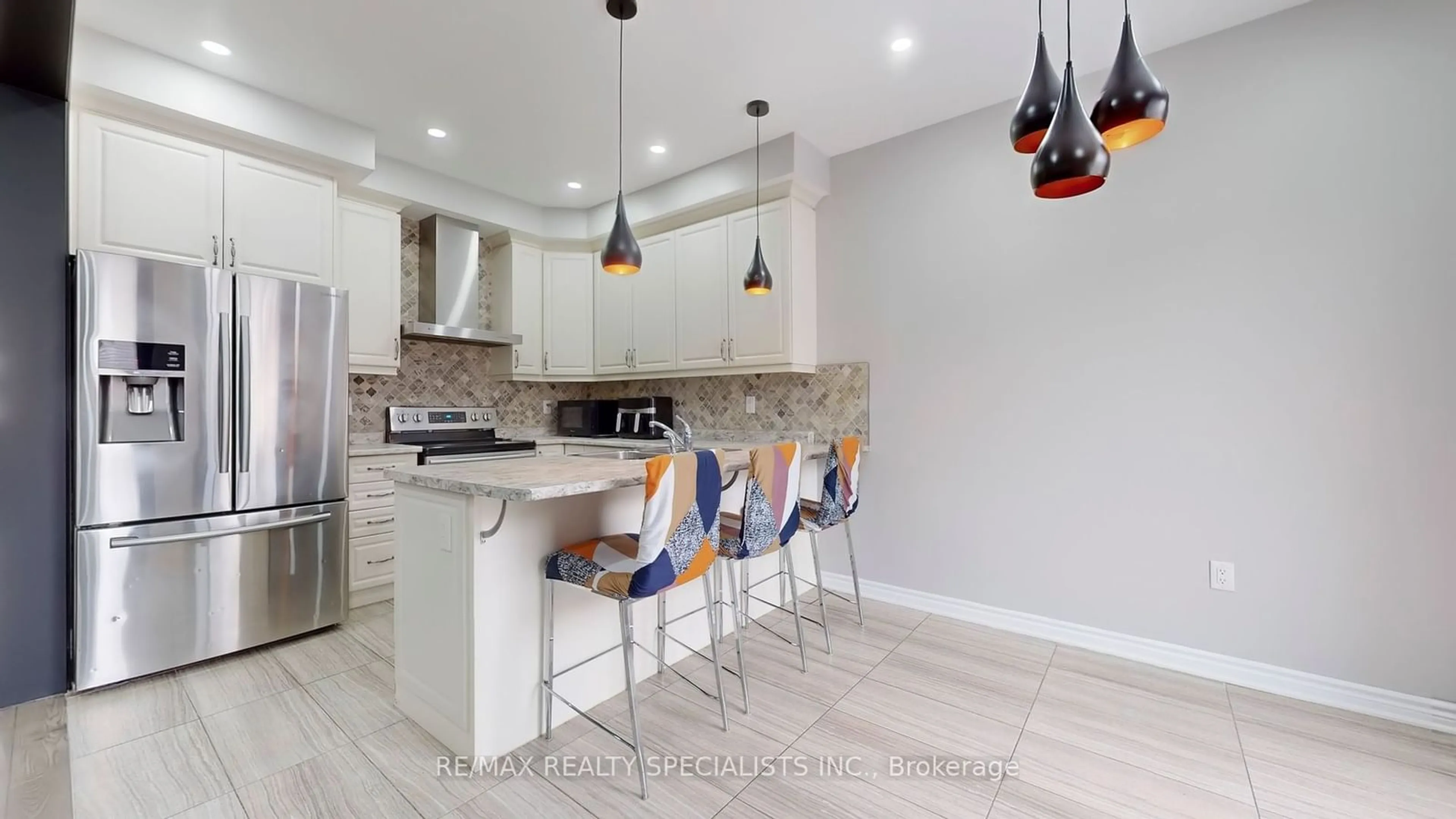 Contemporary kitchen, unknown for 1207 Leger Way, Milton Ontario L9E 1E7