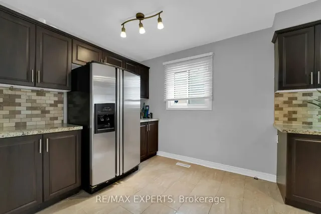 Additional property image - 10 Cassander Cres