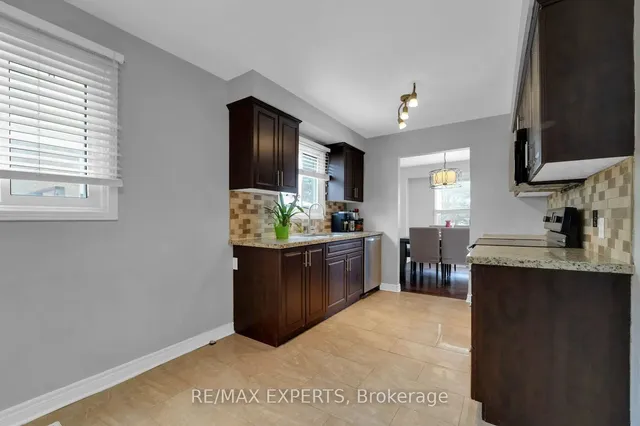 Additional property image - 10 Cassander Cres