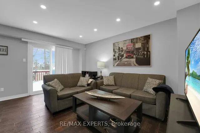 Additional property image - 10 Cassander Cres