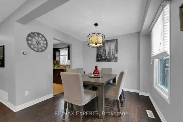 Additional property image - 10 Cassander Cres