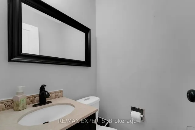 Additional property image - 10 Cassander Cres