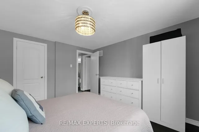 Additional property image - 10 Cassander Cres