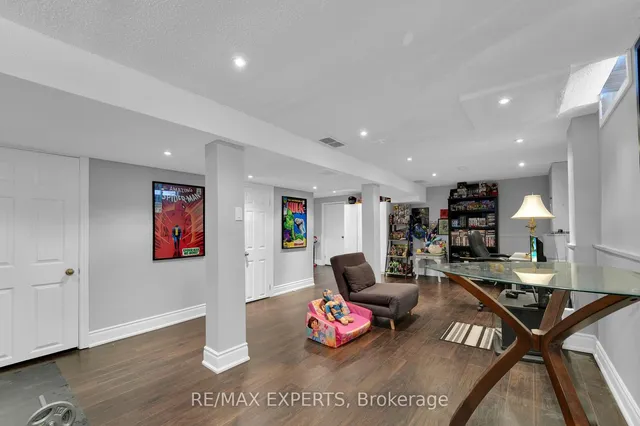 Additional property image - 10 Cassander Cres