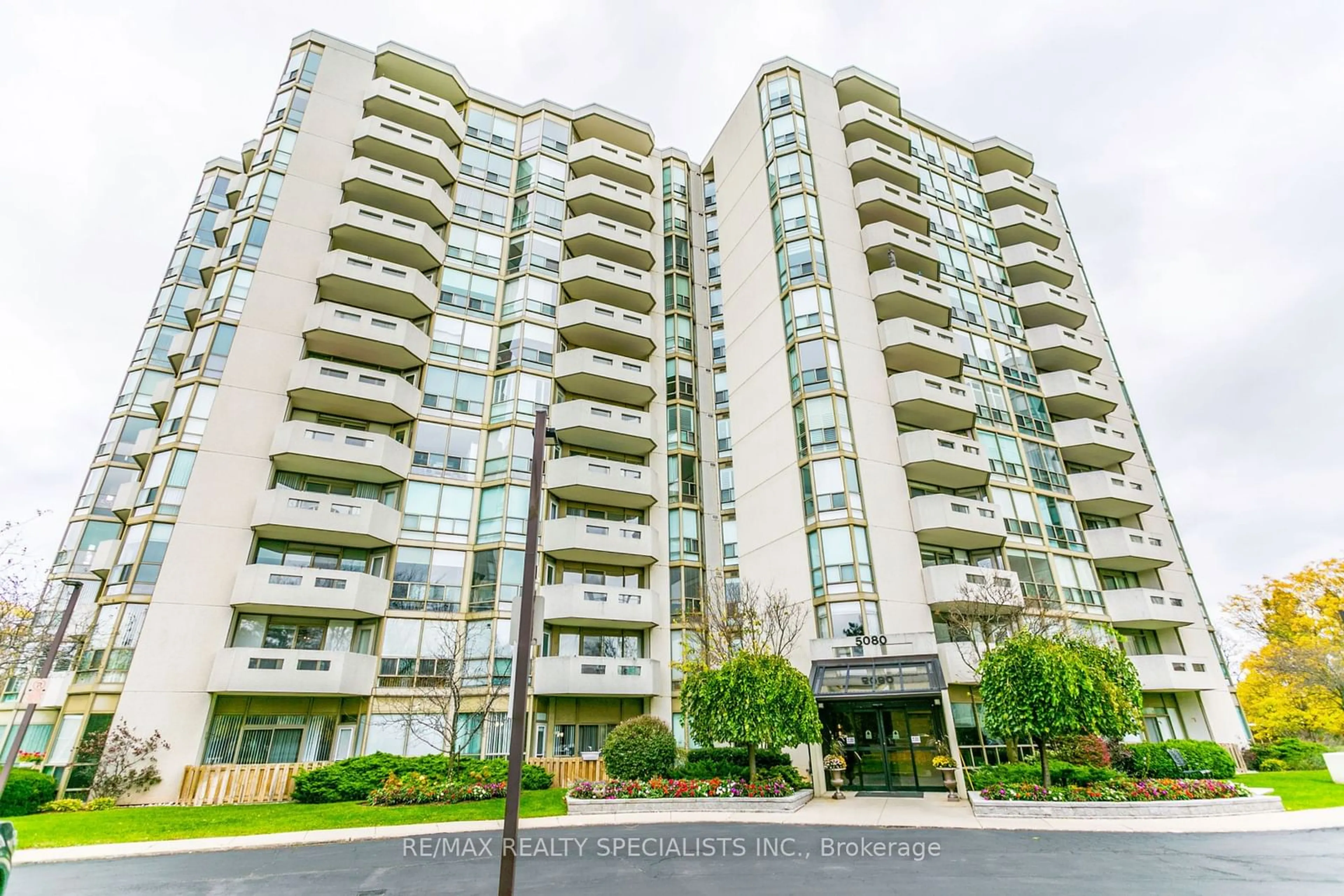 Unknown for 5080 Pinedale Ave #403, Burlington Ontario L7L 5V7