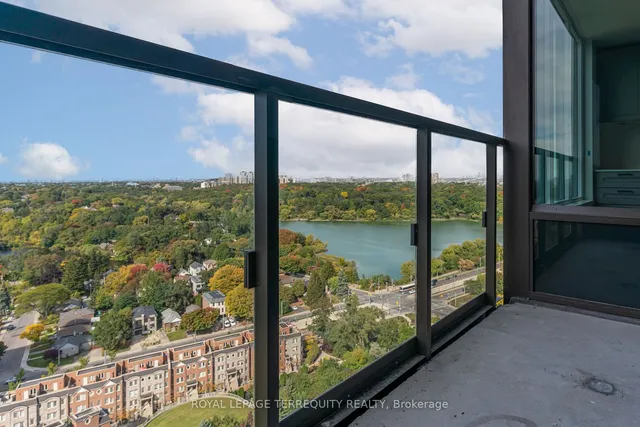 Additional property image - 1926 Lake Shore Blvd Unit 2716
