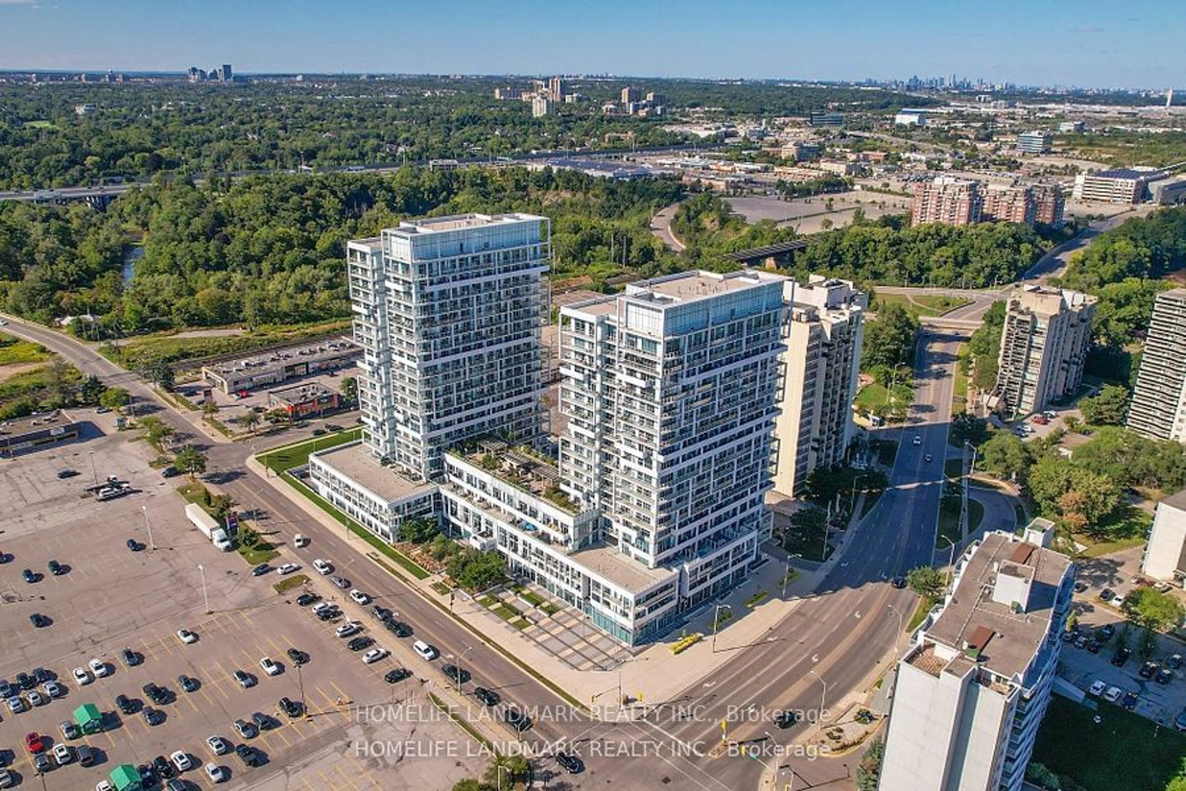 A pic from outside/outdoor area/front of a property/back of a property/a pic from drone, city buildings view from balcony for 65 Speers Rd #706, Oakville Ontario L6K 0J1