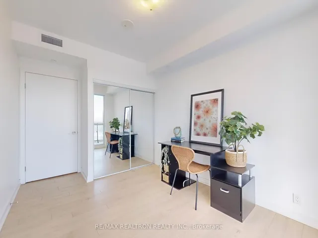 Additional property image - 10 Park Lawn Rd Unit 3709