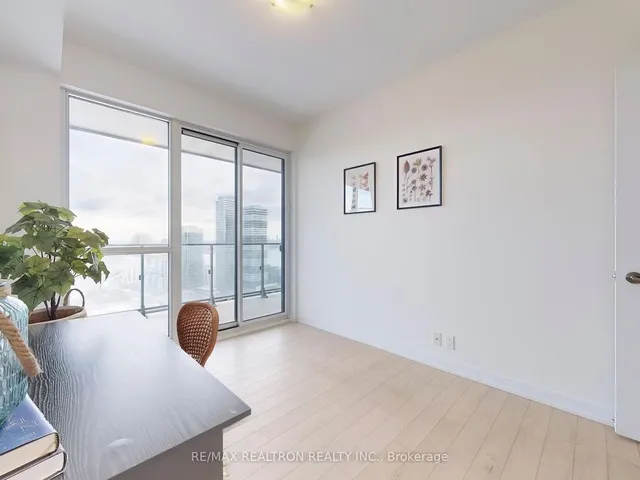 Additional property image - 10 Park Lawn Rd Unit 3709