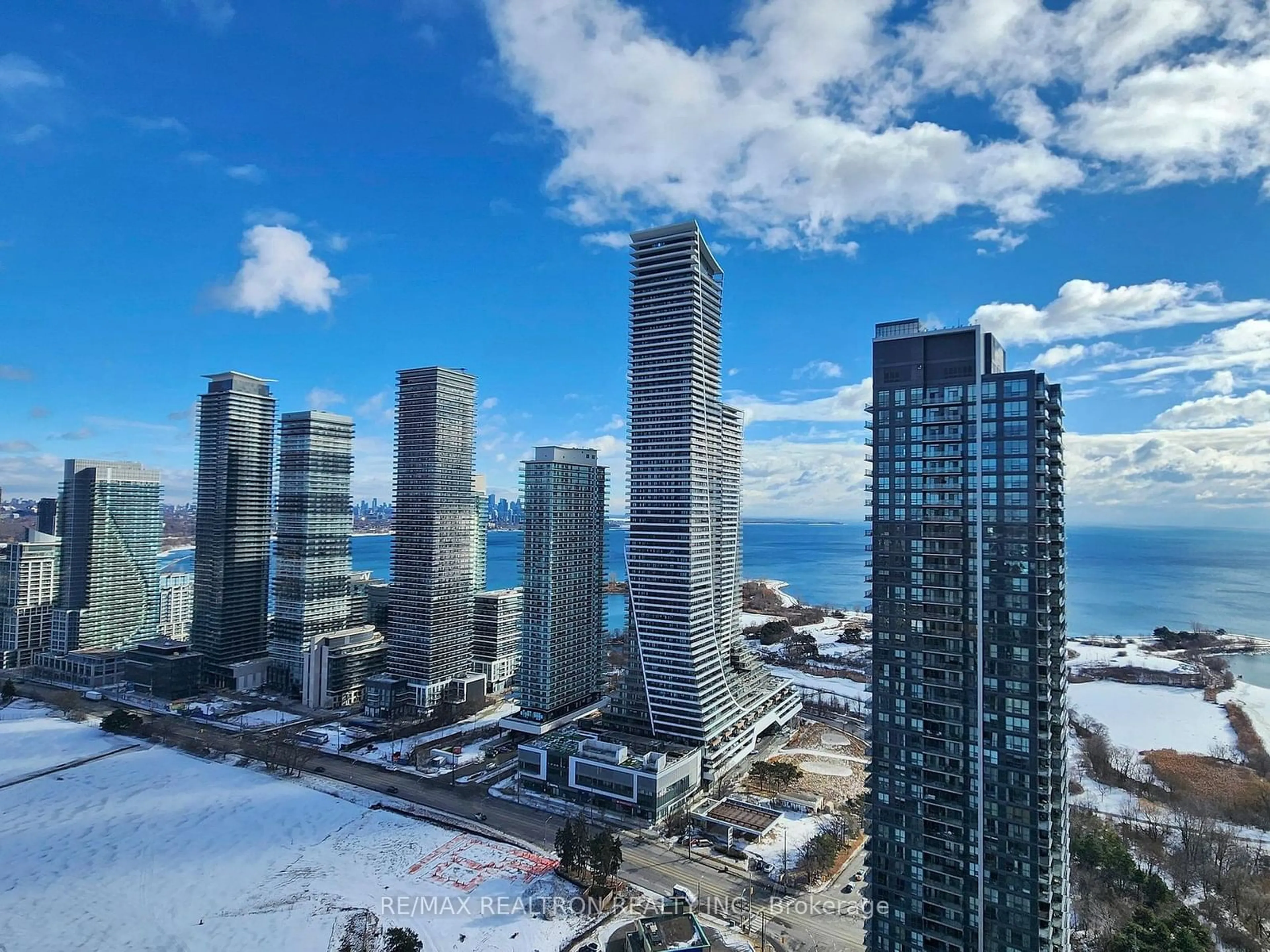 A pic from outside/outdoor area/front of a property/back of a property/a pic from drone, city buildings view from balcony for 10 Park Lawn Rd #3709, Toronto Ontario M8V 0H9