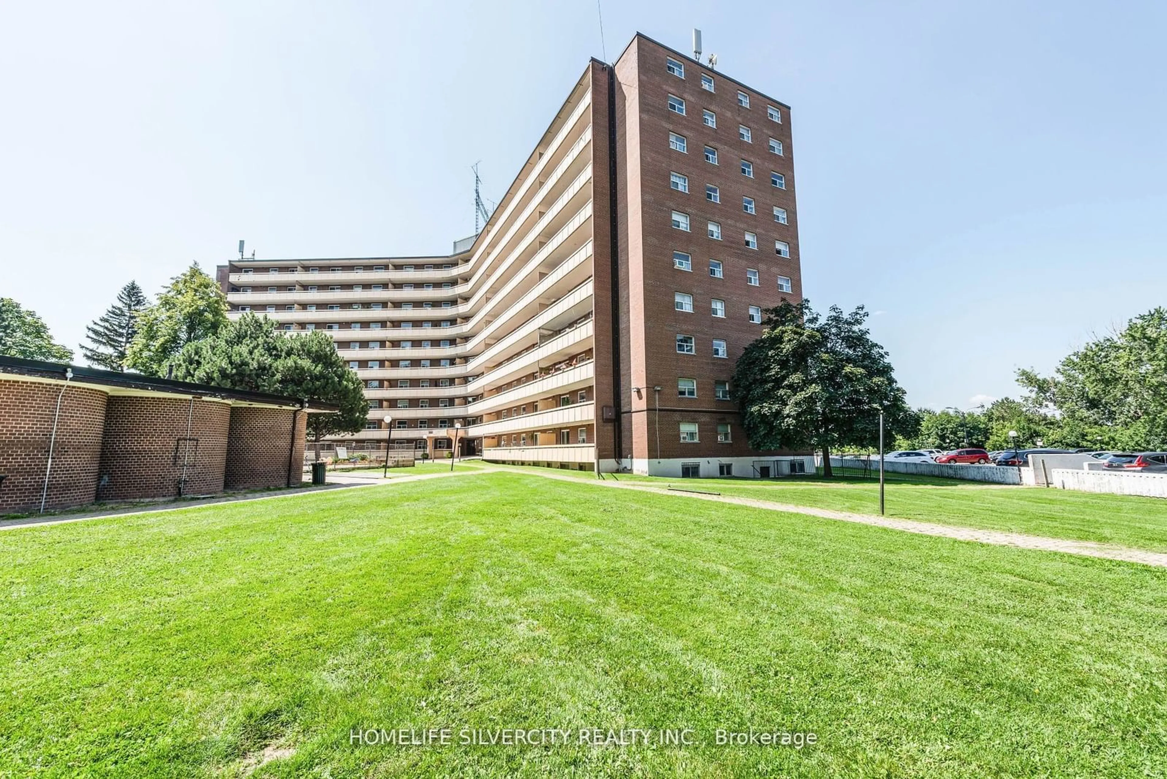 A pic from outside/outdoor area/front of a property/back of a property/a pic from drone, building for 3555 Derry Rd #605, Mississauga Ontario L4T 1B2