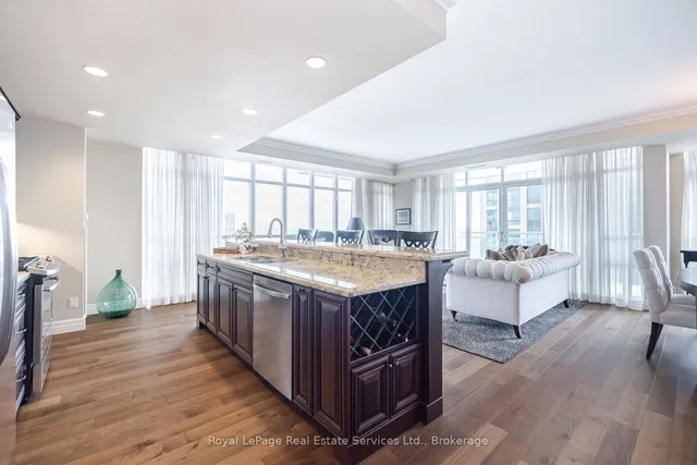 Additional property image - 360 Pearl St Unit 902