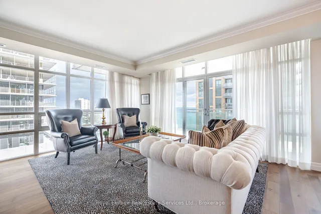 Additional property image - 360 Pearl St Unit 902