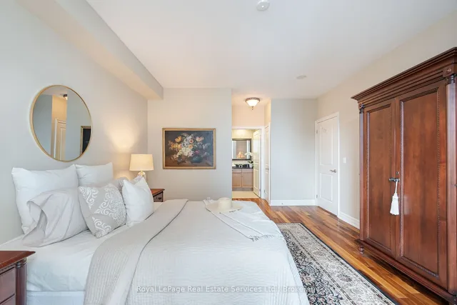 Additional property image - 360 Pearl St Unit 902