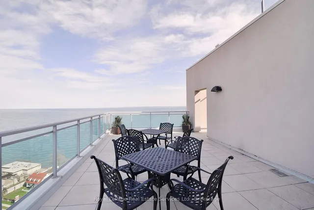 Additional property image - 360 Pearl St Unit 902
