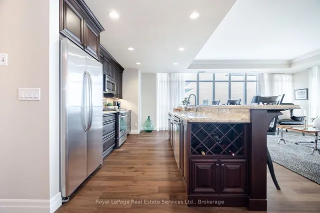 Additional property image - 360 Pearl St Unit 902