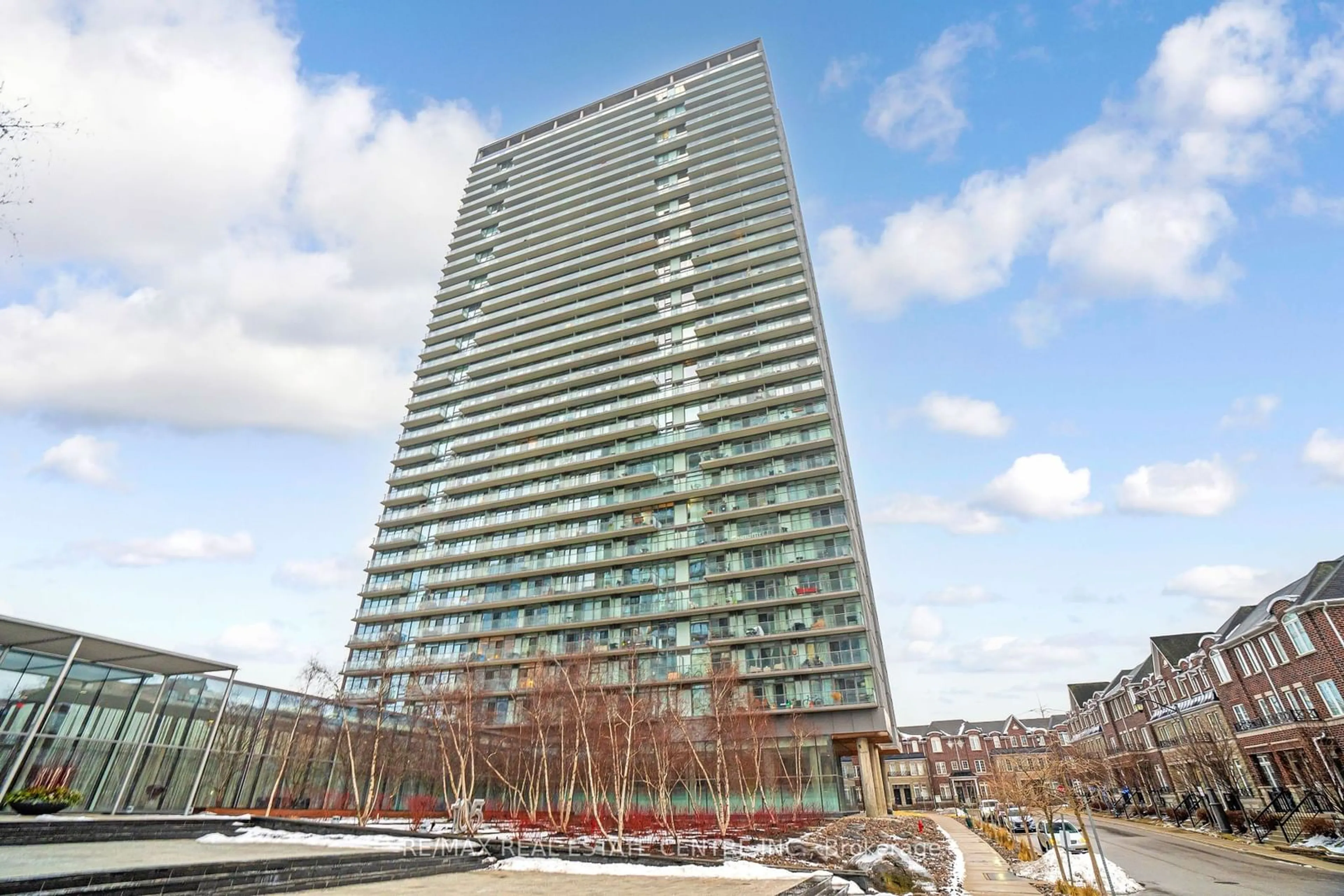 Unknown for 105 The Queensway Ave #303, Toronto Ontario M6S 5B5