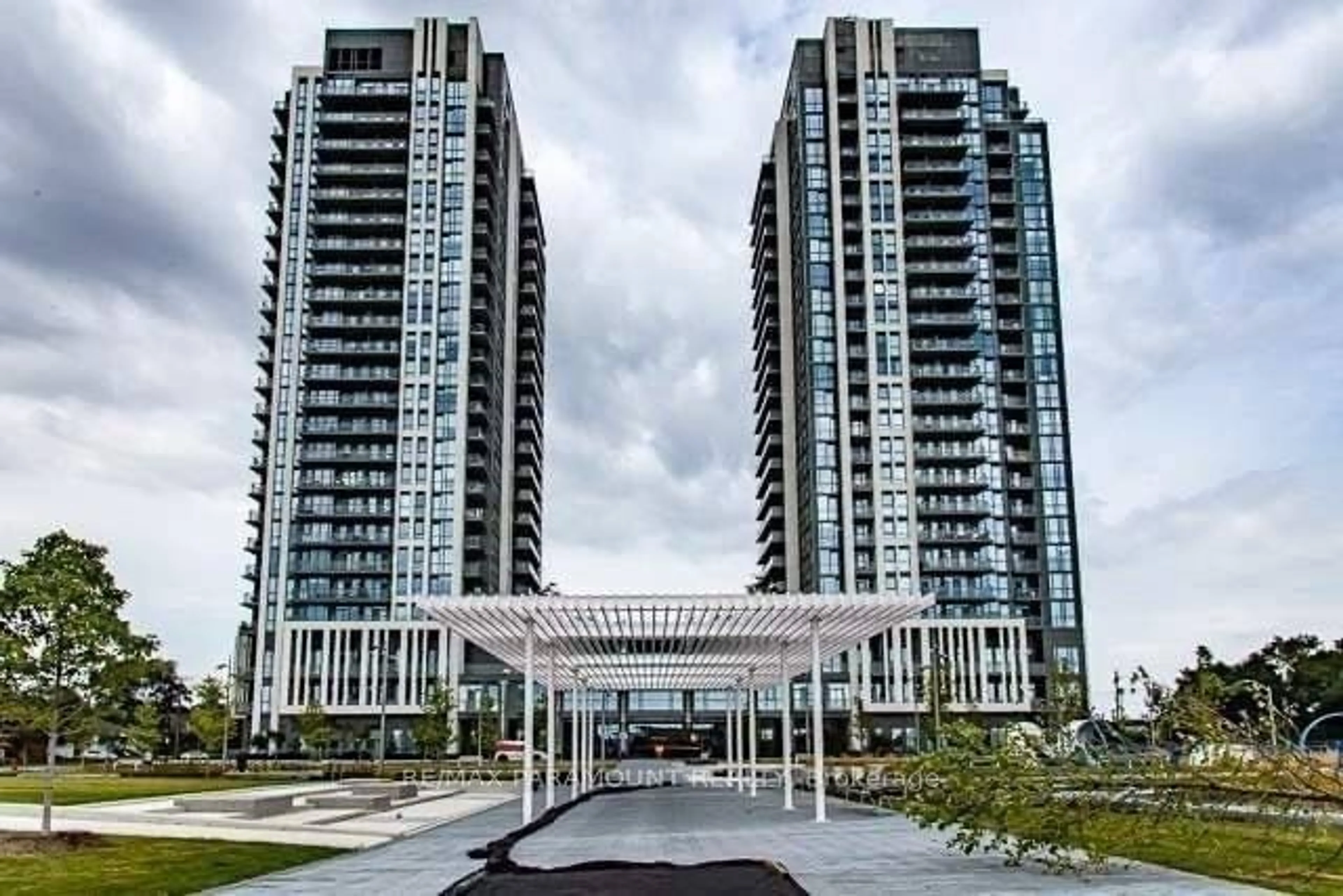 Indoor foyer for 15 Zorra St #1410, Toronto Ontario M8Z 4Z6