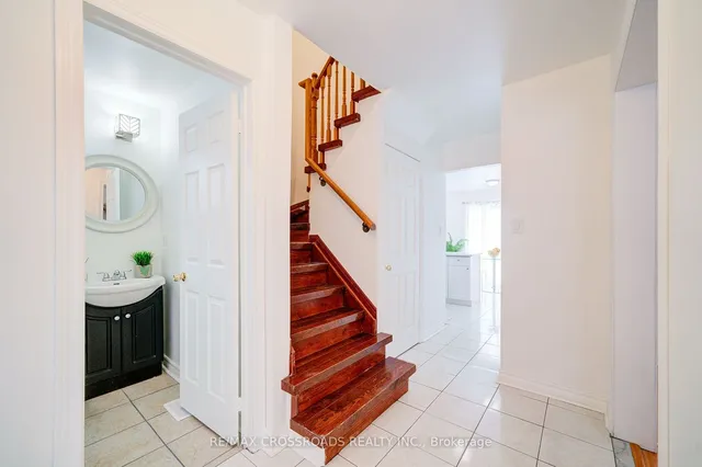 Additional property image - 115 Ecclestone Dr