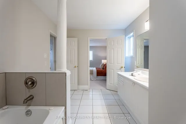 Additional property image - 1292 Inglehart Dr