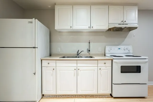 Additional property image - 1292 Inglehart Dr