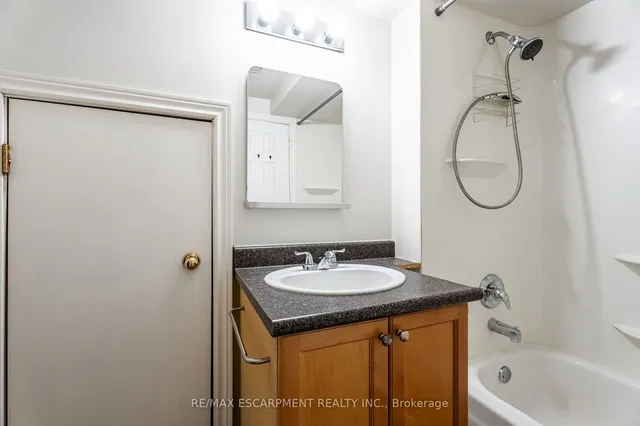 Additional property image - 1292 Inglehart Dr