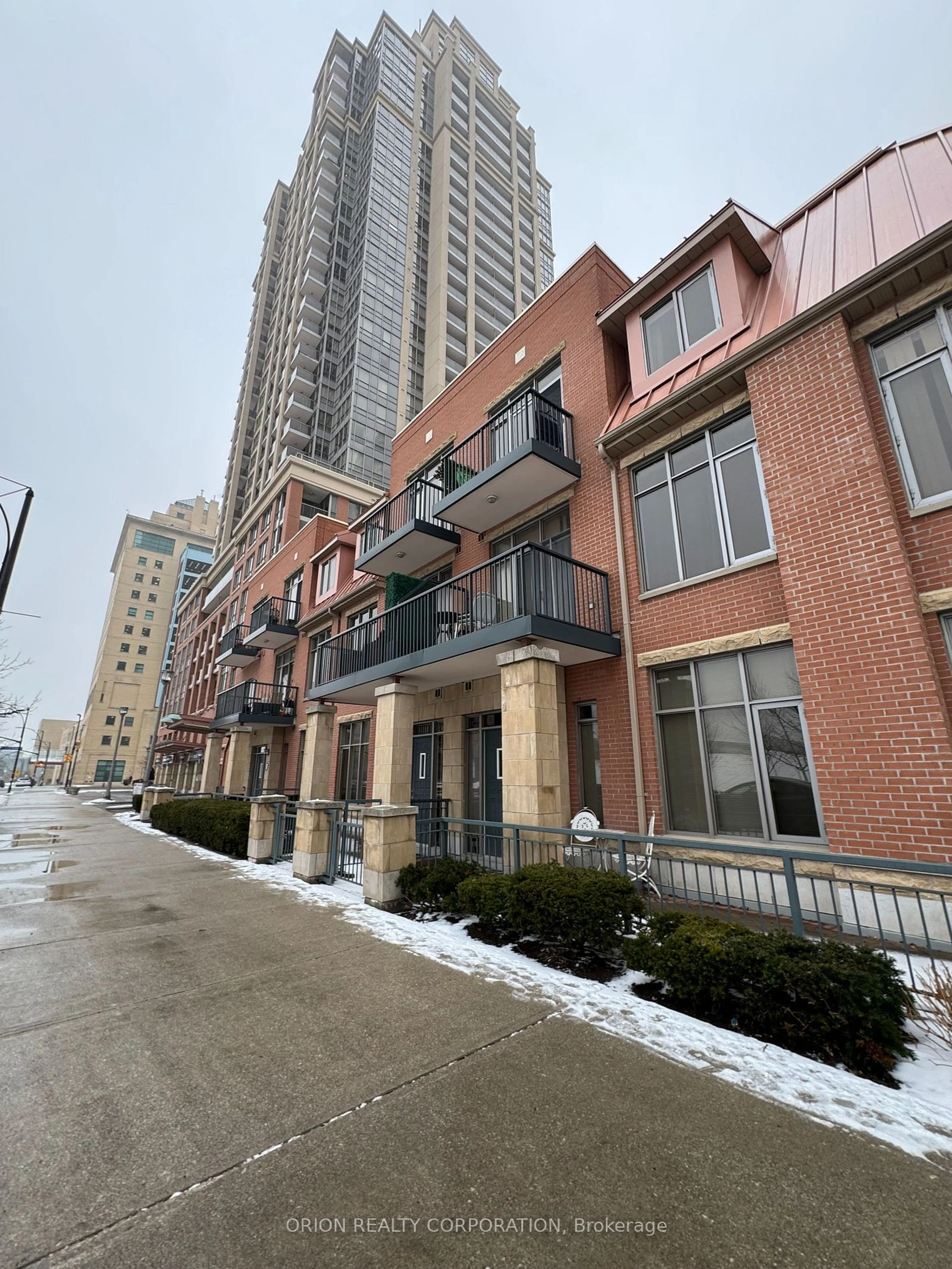 Unknown for 330 Princess Royal Dr #103, Mississauga Ontario L5B 4P7