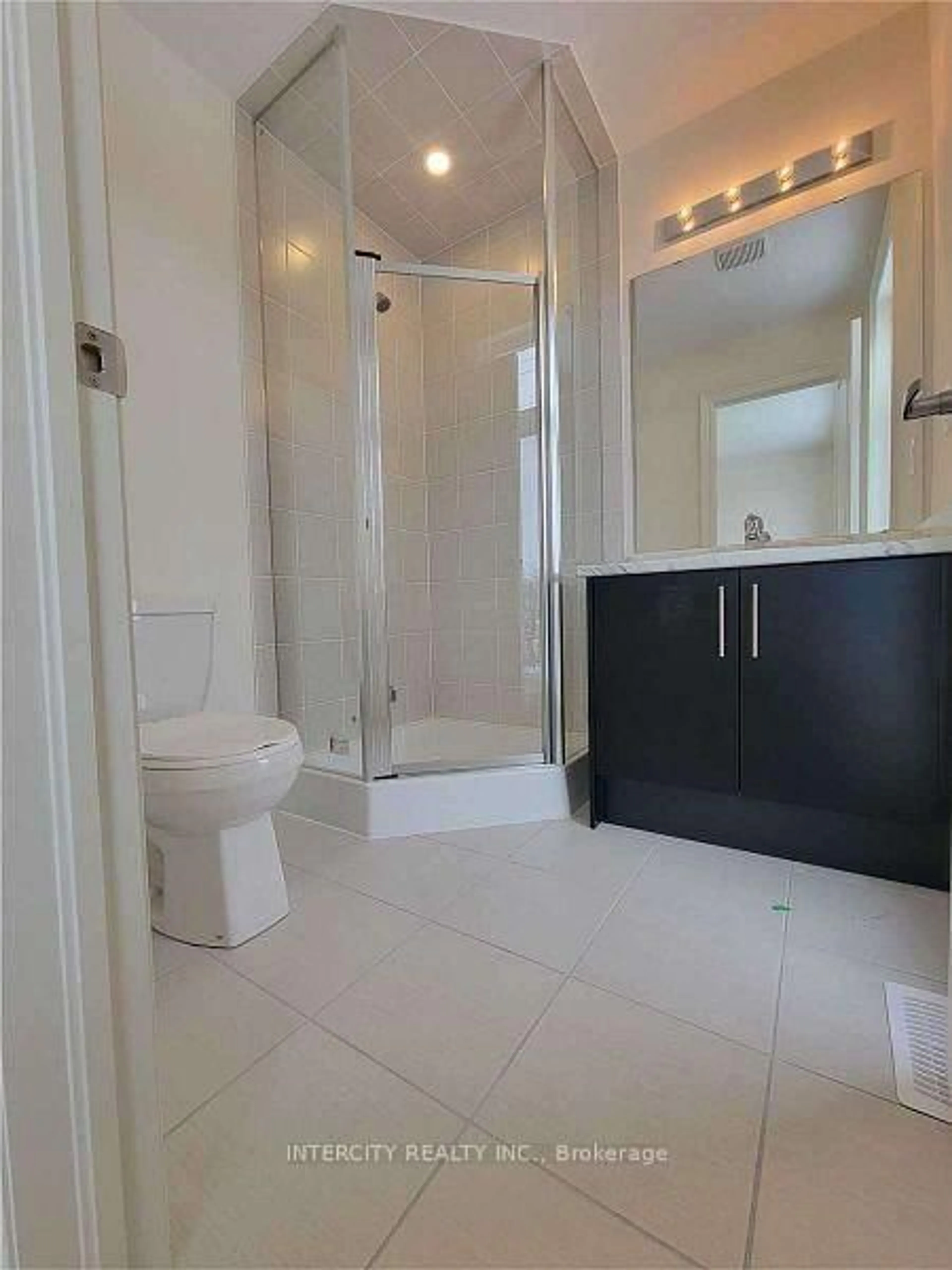 Unknown for 15 Queenpost Dr, Brampton Ontario L6Y 6L2