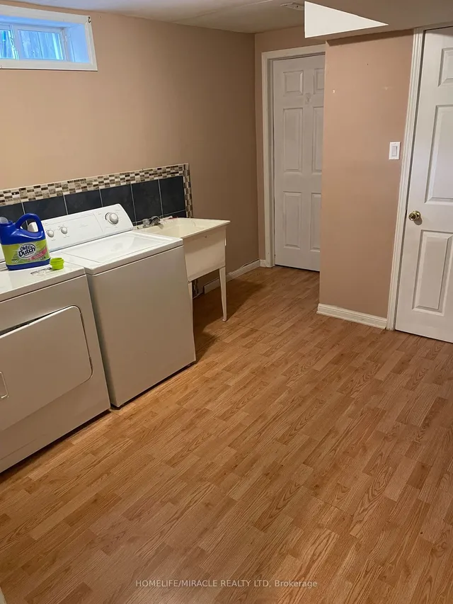 Primary image of 26 Penbridge Circ
