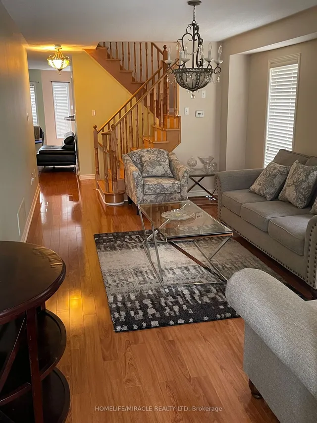 Additional image 18 of 26 Penbridge Circ