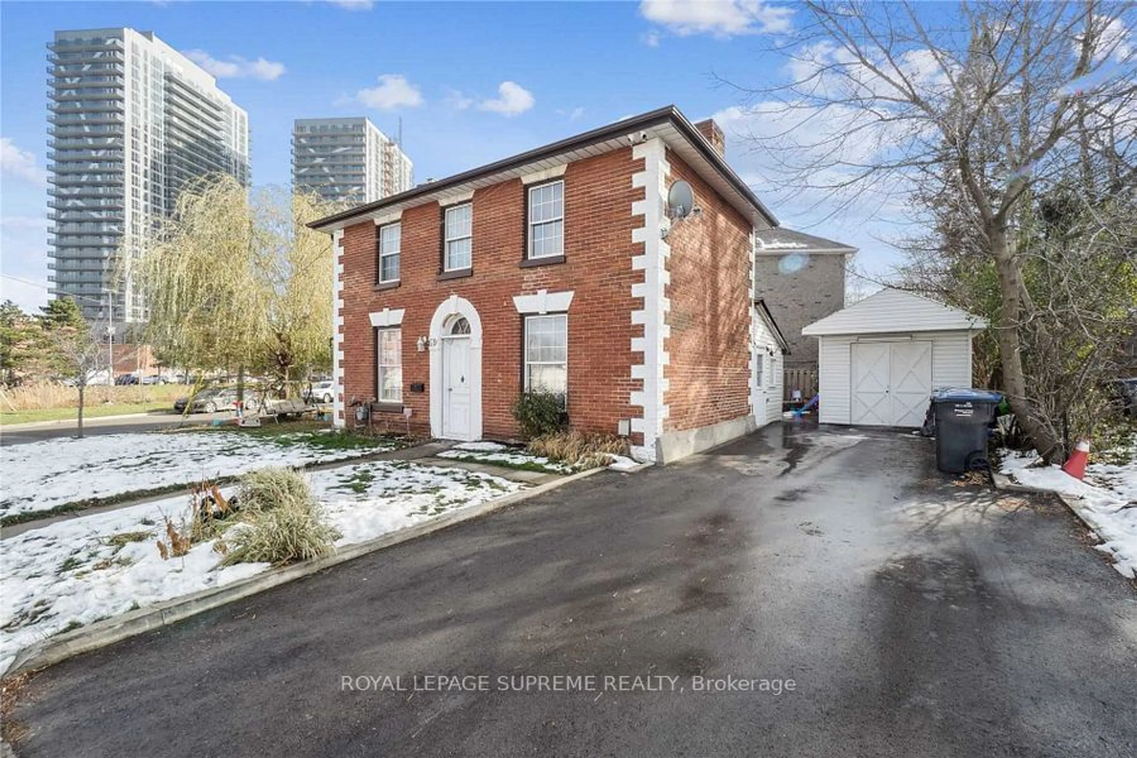 Home with brick exterior material, street for 59 Railroad St, Brampton Ontario L6X 1G5