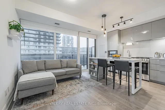 Primary image of 70 Annie Craig Dr Unit 1502