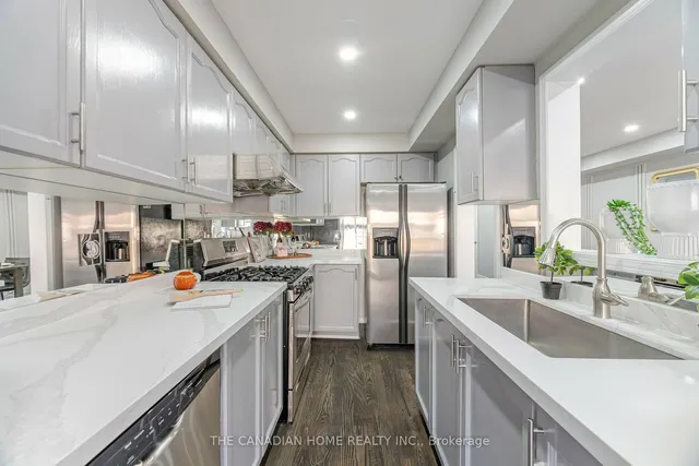 Additional property image - 5220 Nova Cres