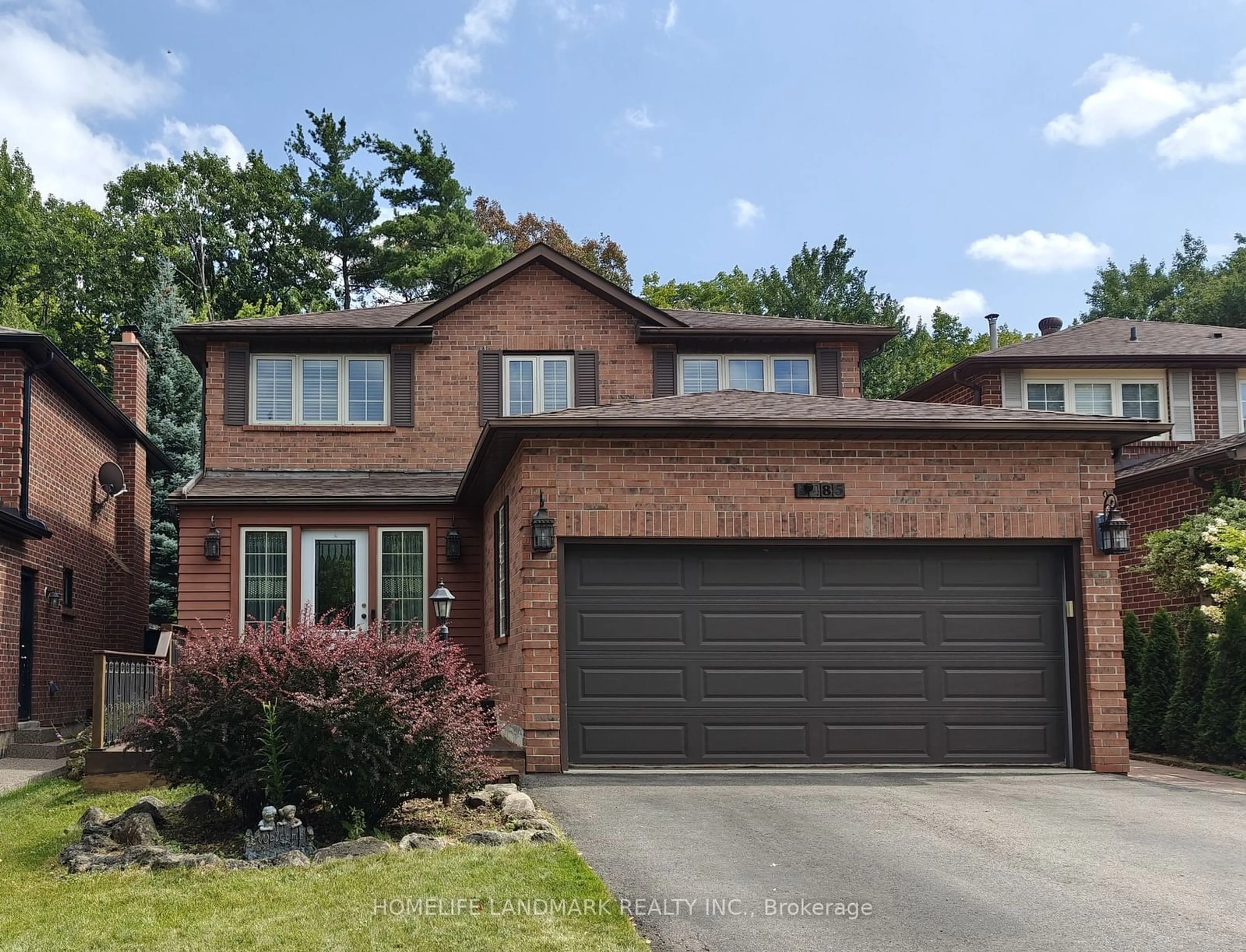 Home with brick exterior material, street for 3485 Kelso Cres, Mississauga Ontario L5L 4R3