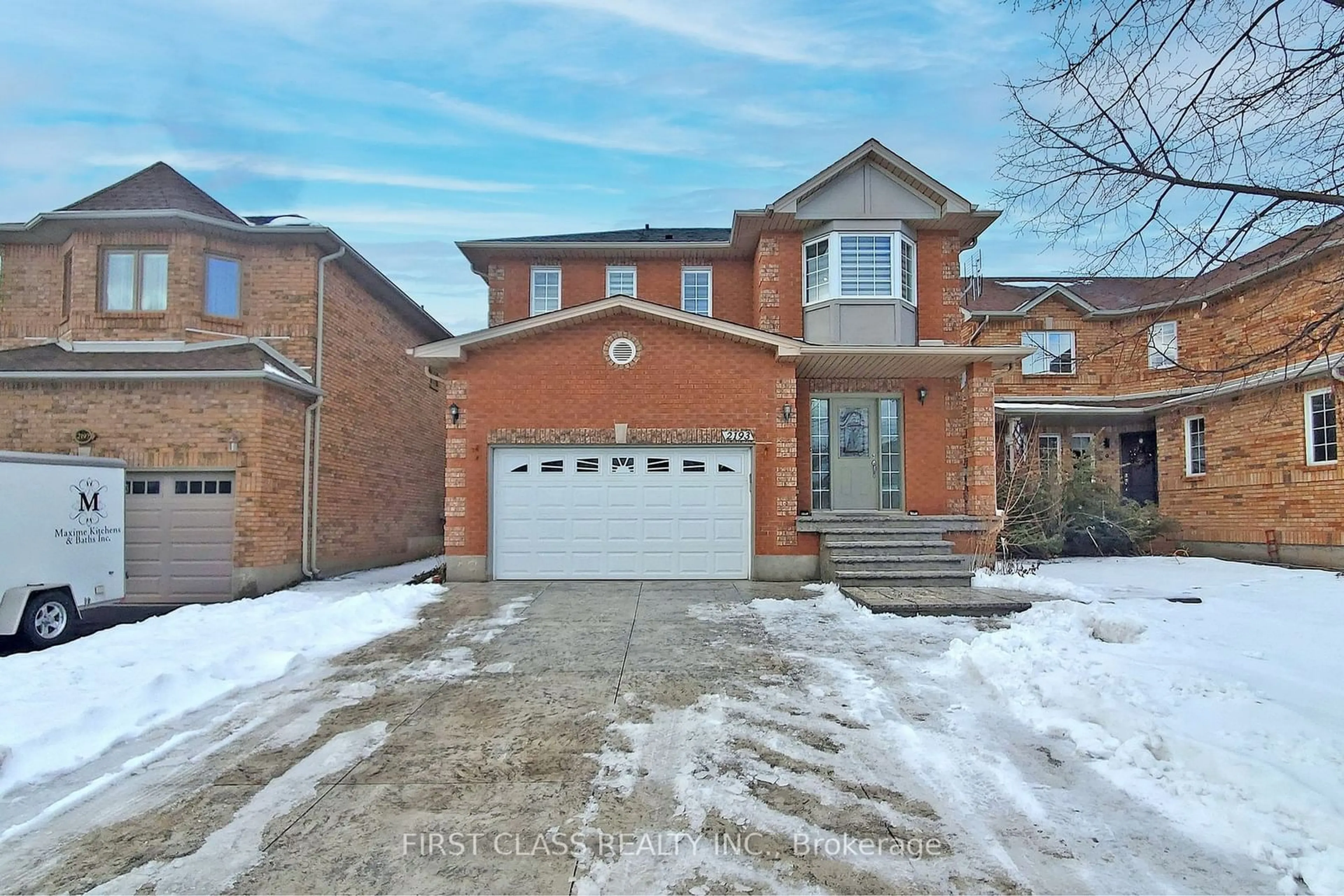 Home with brick exterior material, street for 2193 Rosemount Cres, Oakville Ontario L6M 3P4