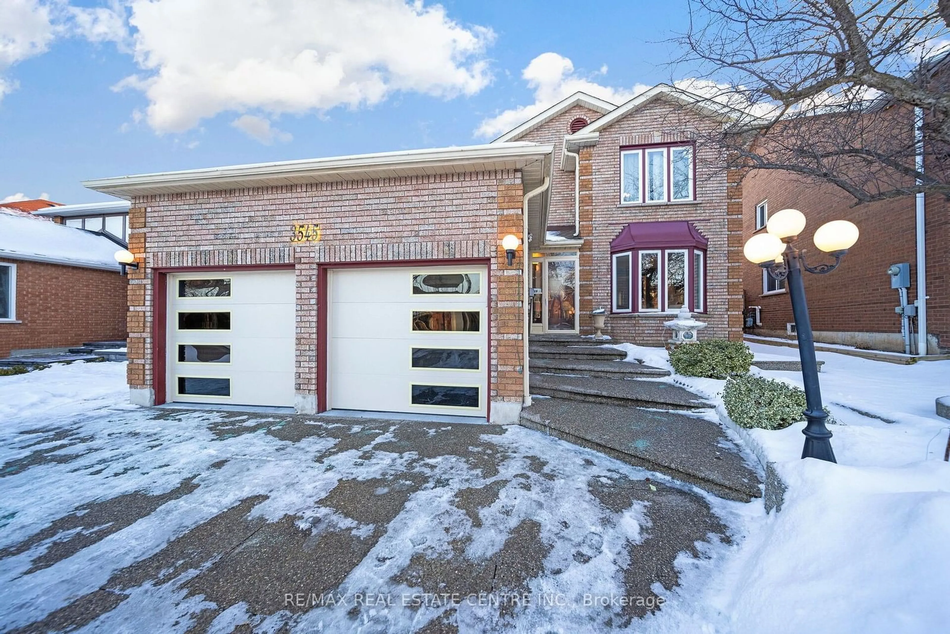 Home with brick exterior material, street for 3545 Marmac Cres, Mississauga Ontario L5L 5A4